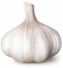 Loose garlic bulbs from ZabhiaNow, fresh and whole garlic with papery skins, ideal for cooking and flavoring dishes.